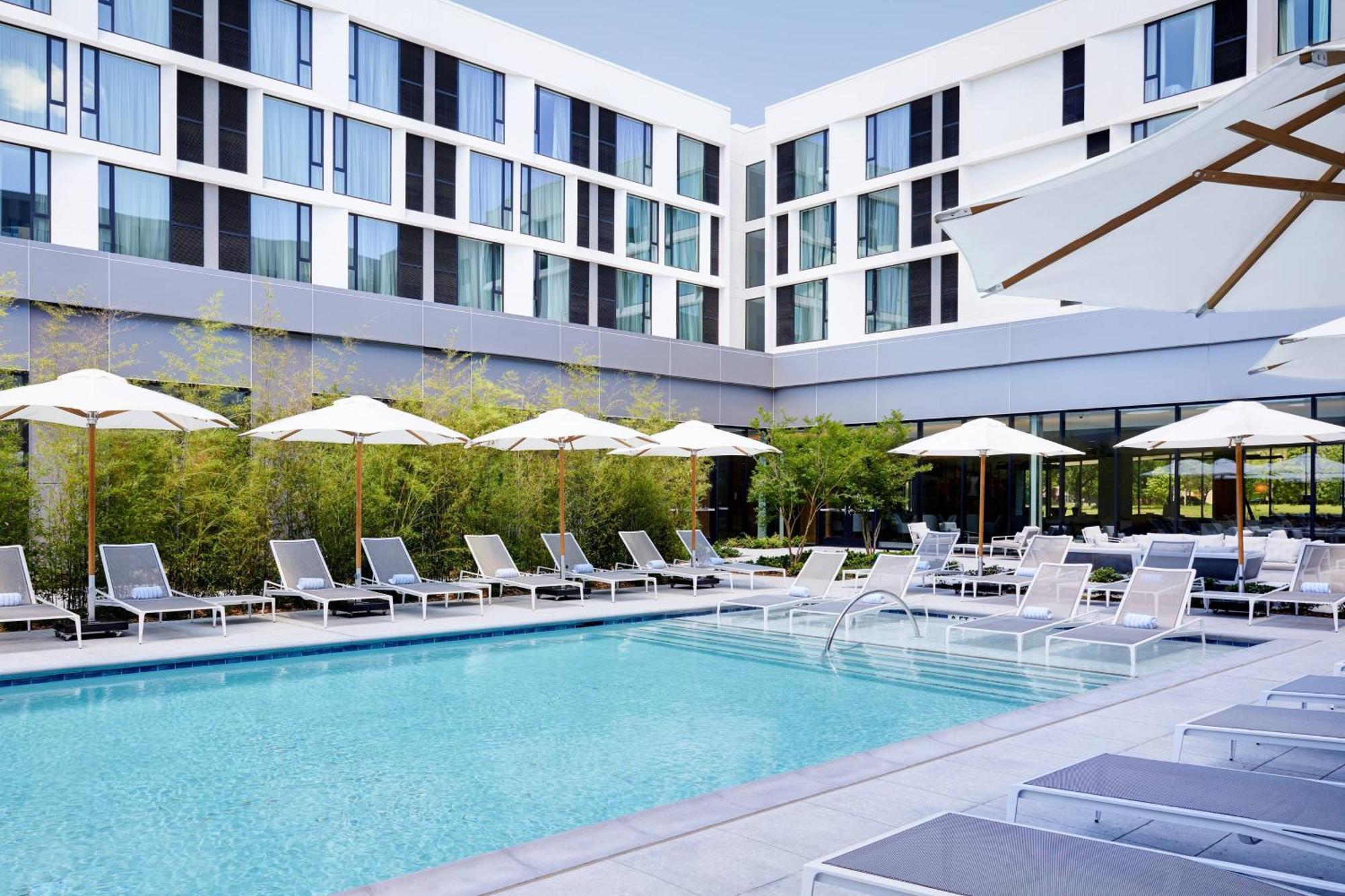 Ac Hotel By Marriott Dallas By The Galleria Bagian luar foto