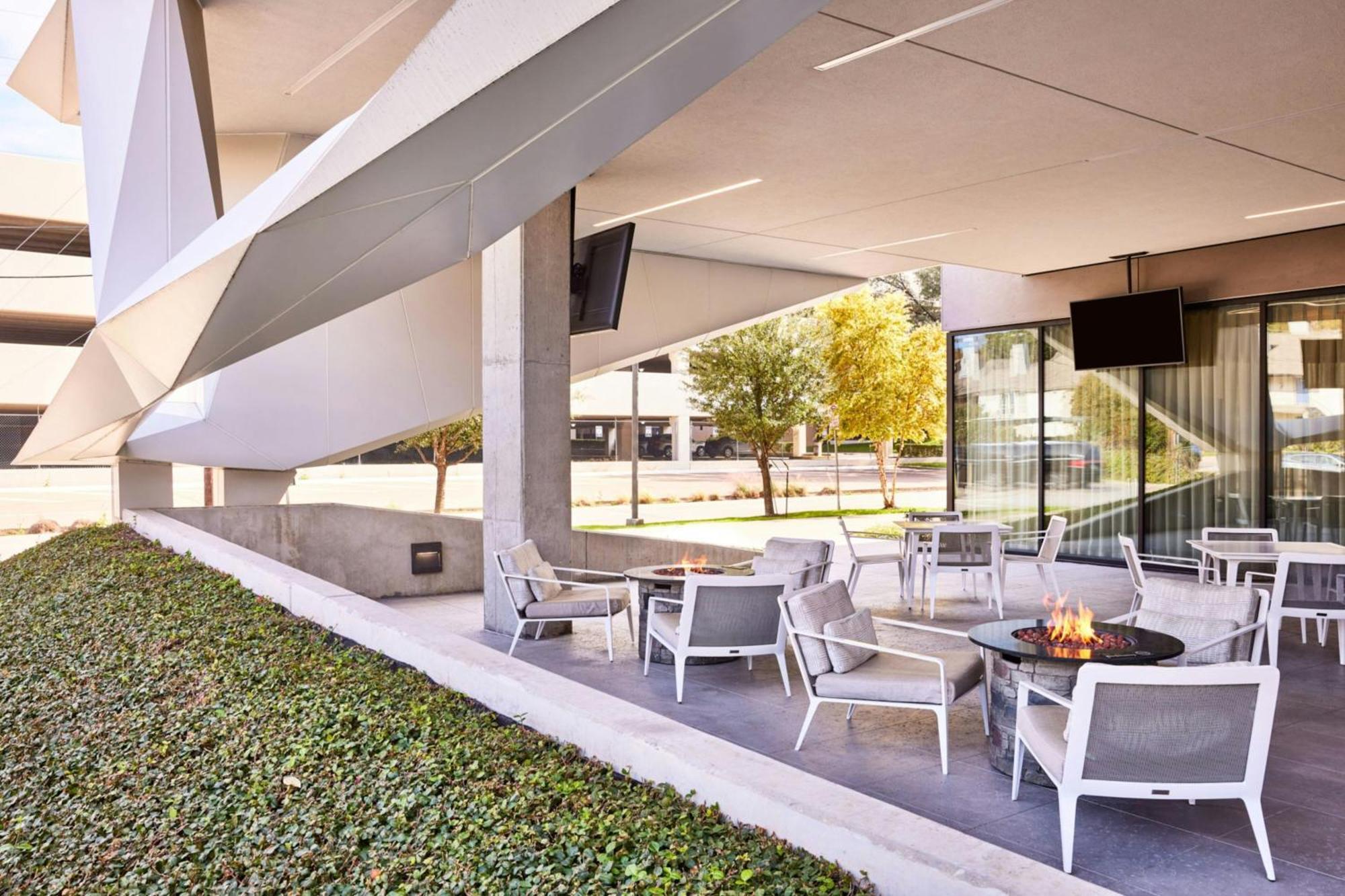 Ac Hotel By Marriott Dallas By The Galleria Bagian luar foto